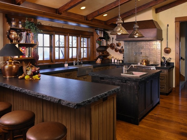 rustic-kitchen-design-soapstone-countertops-hardwood-floor-pendant-lamps