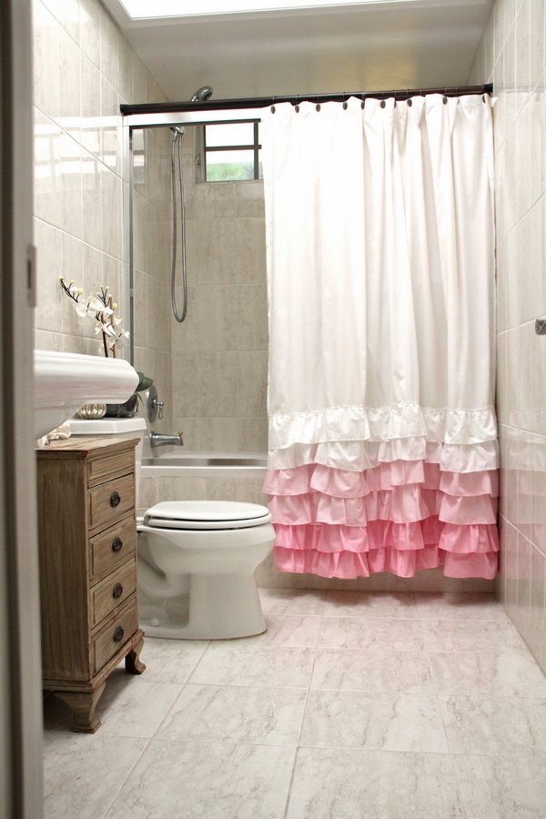 small bathroom design decoration curtain white pink