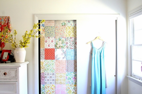 Bypass closet doors - the clever option for small spaces