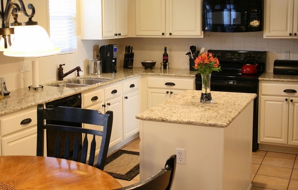 small-kitchen-ideas-countertop-ideas-granite-countertop-giallo-ornamental