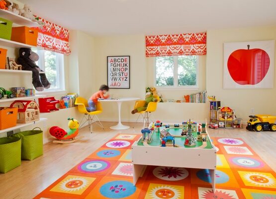 awesome-playroom-ideas-playroom-decoration-colorful-rug-window-valance