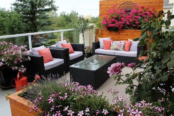  petunias modern outdoor furniture