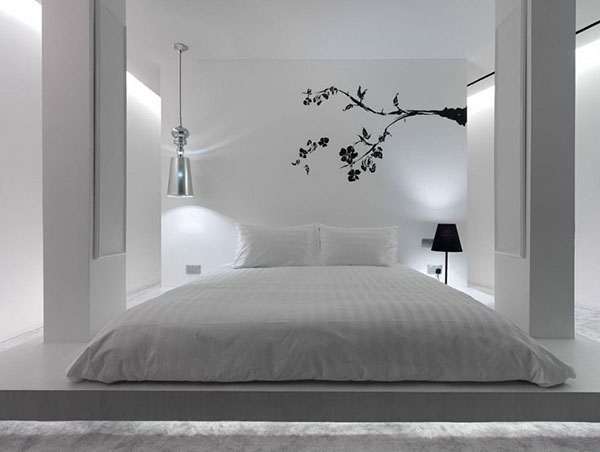 Minimalist-bedroom ideas platform bed floor lamps minimalist bedroom decor ideas