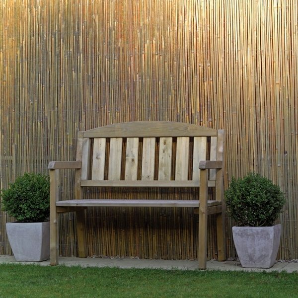 privacy fence wooden bench backyard ideas
