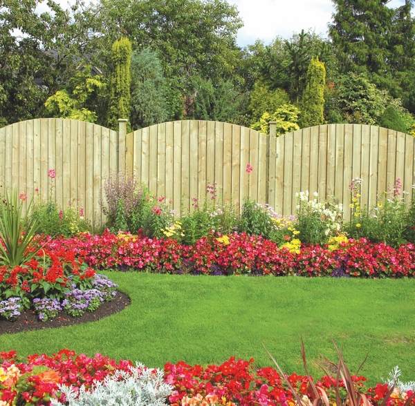 classic wooden fences garden design ideas beautiful flowers