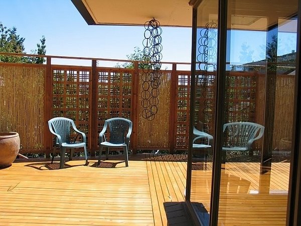 contemporary home fence screening patio privacy ideas