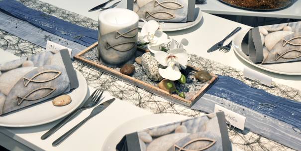 creative table decoration ideas blue gray table runners ideas fish candles stones