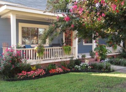 fantastic-landscape-ideas-for-small-front-yards-flower-bed-lawn-blossoming-tree