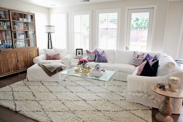 modern living room white sectional sofa acrylic table shaggy rug
