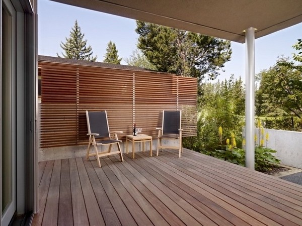 patio deck privacy screens wood panels outdoor furniture