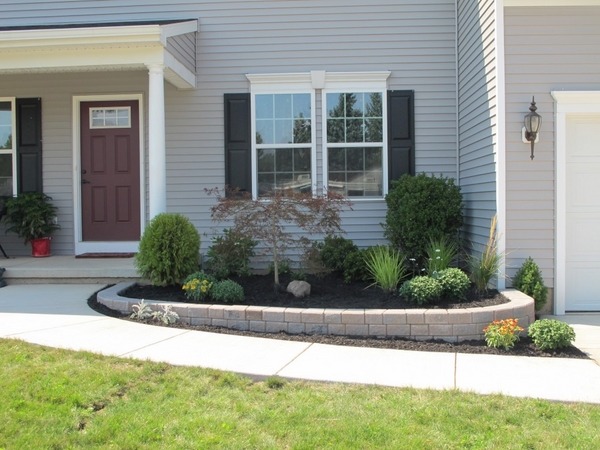 Creative solutions and landscaping ideas for small front yards