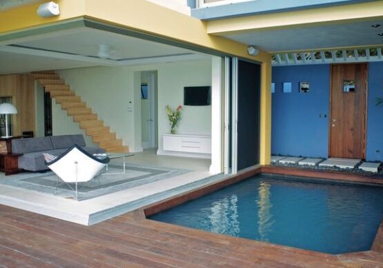 small-pool-ideas-modern-patio-wood-deck-square-shape