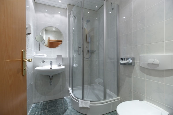 small-shower-ideas-small bathroom designs corner shower cabin sliding doors