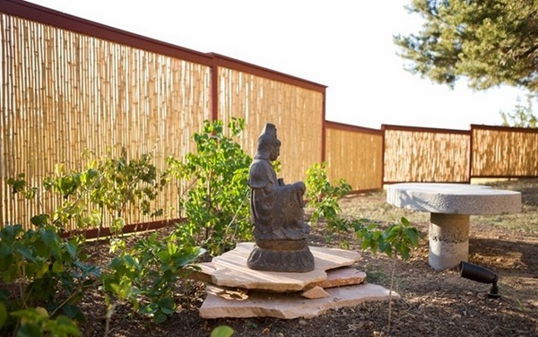zen garden design bamboo fencing panels budha statue