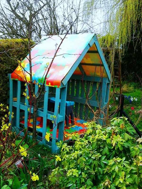 DIY pallet playhouse ideas garden playground ideas