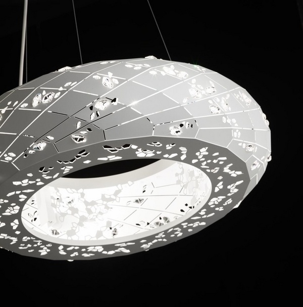 Modern-chandelier-design-Swarovski-chandeliers-Apta-series