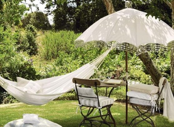 hammock-bed-backyard-escapes-ideas-garden-design-ideas