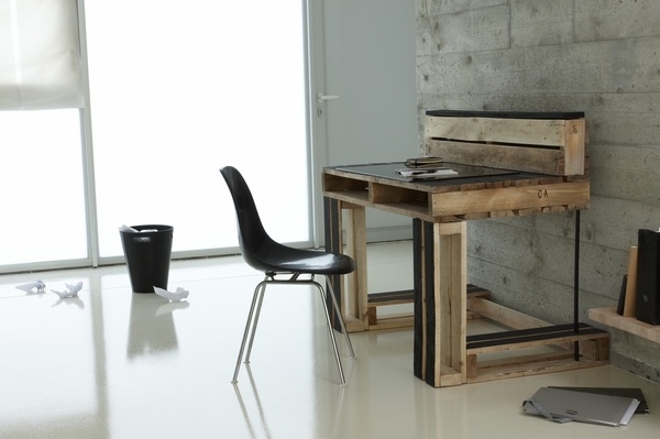 home-office-furniture-pallet-desk-DIY