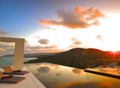 luxury-rooftop-deck-ideas-sundeck-infinity-pool-modern-loungers
