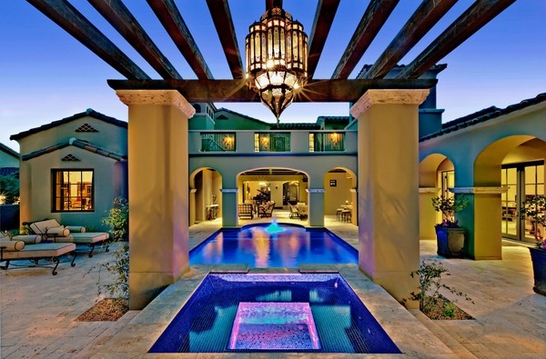 mediterranean-patio-pool-pergola-moroccan-lantern