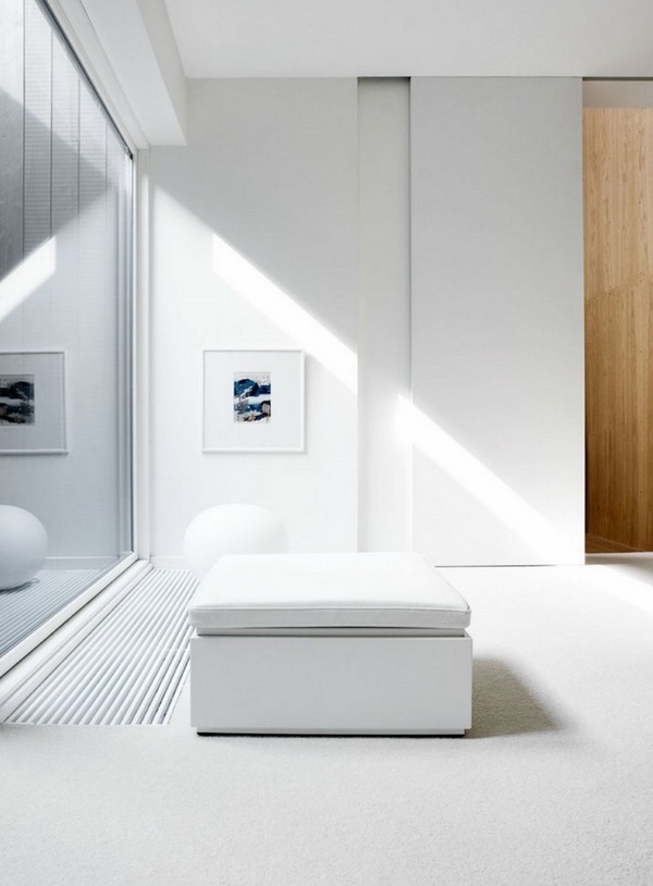 minimalist retangular white sofa white walls