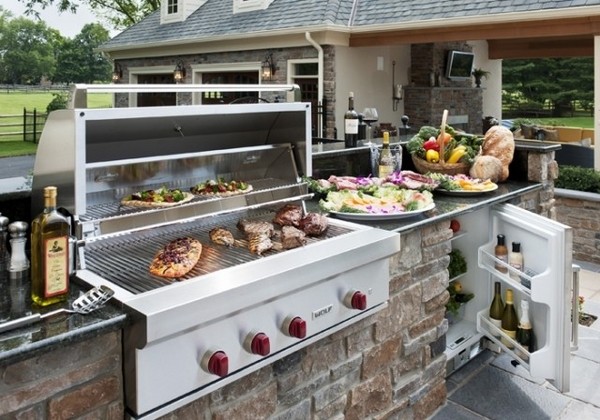 outdoor-kitchen-design-fridge-grill-cook-top