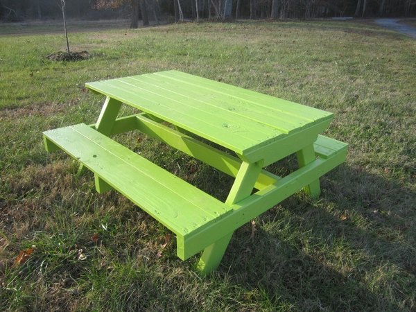 Pallet-furniture-plans-picnic table ideas