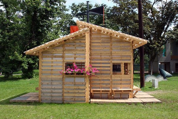 pallet house plans DIY easy construction ideas