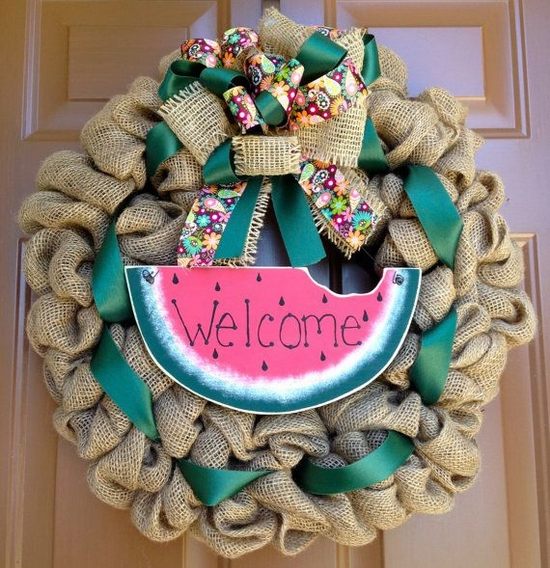 DIY burlap wreath ideas for every holiday and season