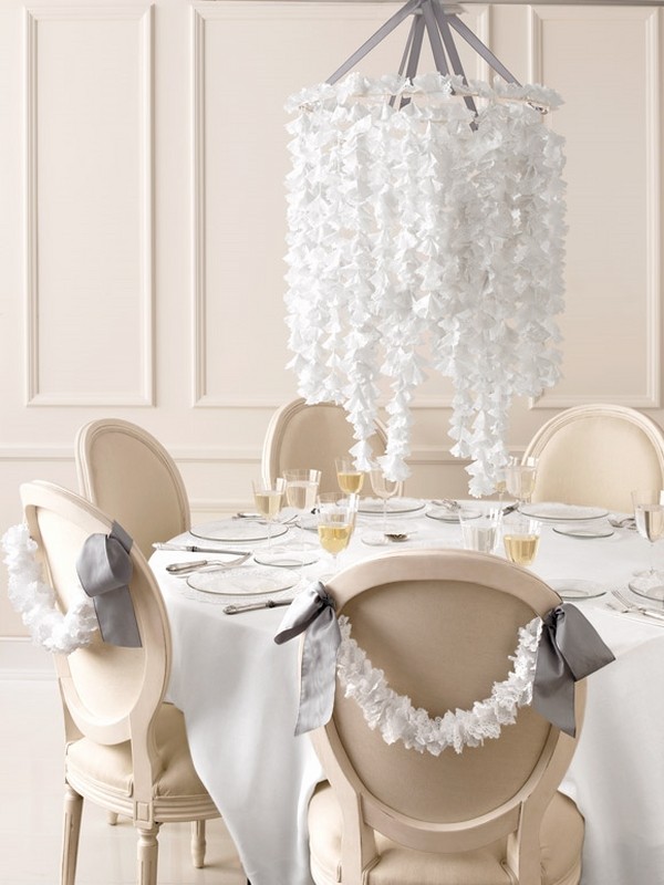 chandelier festive table decor ideas paper doilies