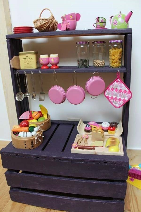 DIY-upcycling-ideas-pallet-furniture-ideas-play-kitchen