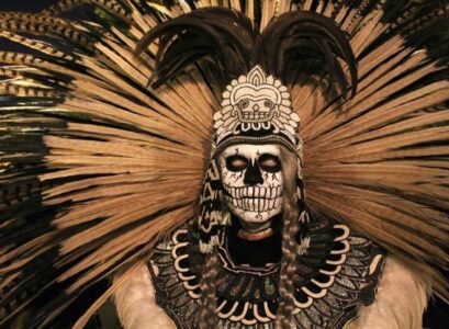 Halloween-mask-makeup-ideas-halloween-costume-Voodoo-costume