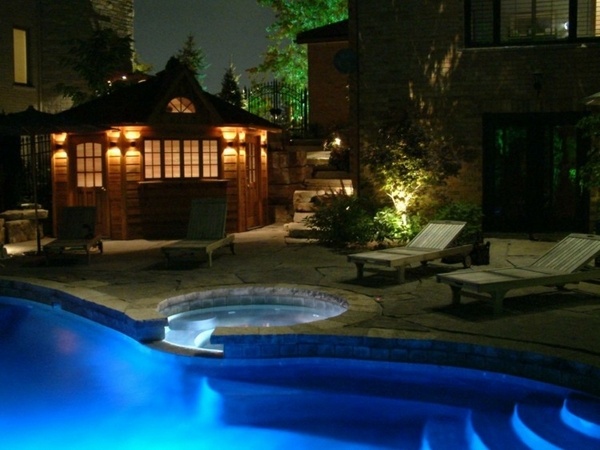 LED-landscape-lighting-ideas-garden-lighting-swimming-pool