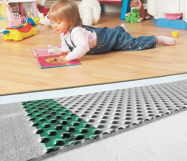 basement-flooring-ideas-sublooring-floor-insulation-laminate-flooring