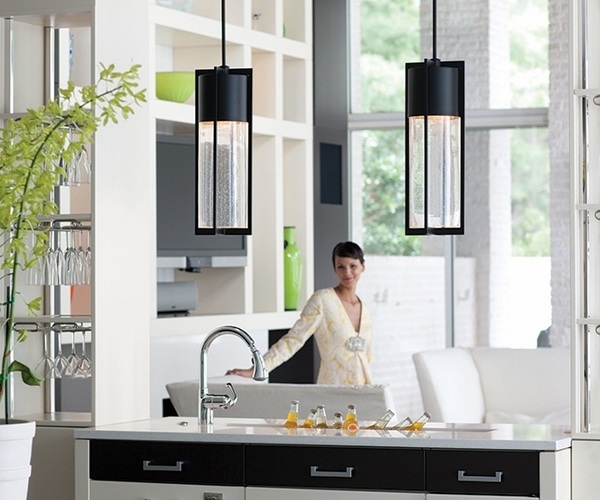 contemporary-lighting-fixtures-design-by-Hinkley-kitchen-island-lighting-pendants