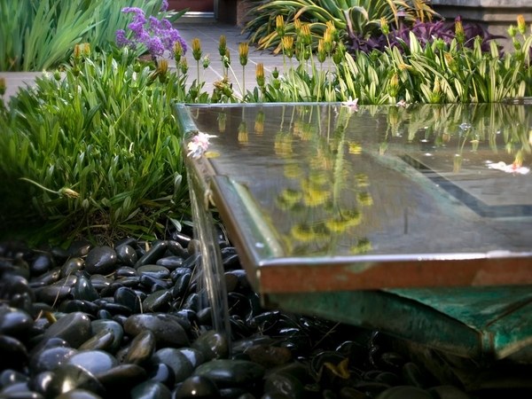 modern water feature backyard patios ideas