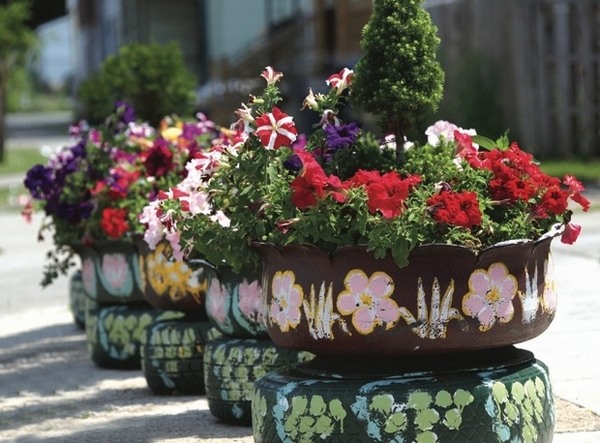 diy flower bed-DIY-upcycling-ideas-car tires garden decoration ideas