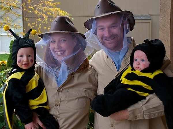family costumes ideas bee mother father baby costumes