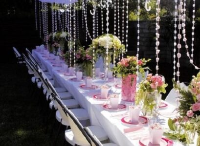 fantastic-baby-shower-decorating-ideas-garden-party-table-decoration-umbrellas-beads