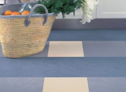 floor-design-linoleum-tile-flooring-ideas-blue-white-colors