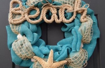 gorgeous-summer-burlap-wreath-seashell-rope-easy-DIY-wreath-ideas