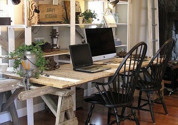 how-to-build-a-desk-from-wooden-pallets-furniture-ideas-DIY 