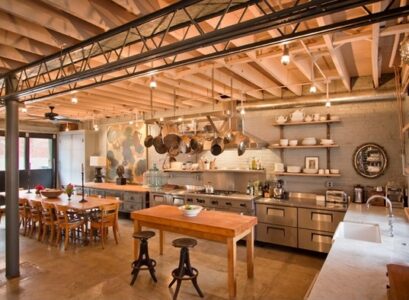 industrial-kitchen-design-modern-loft-style-interiro-stainless-steel-exposed-beams