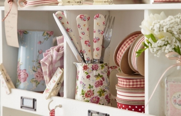 kitchen-decor-ideas-shabby-chic-shelves