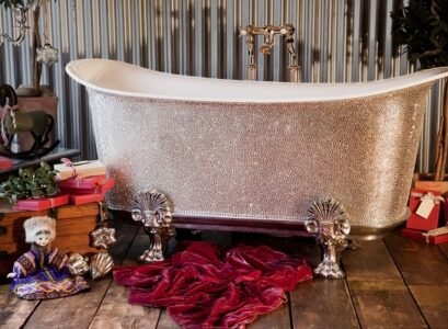 luxury-bathtubs-swarovski-crystals-clawfoot-tub