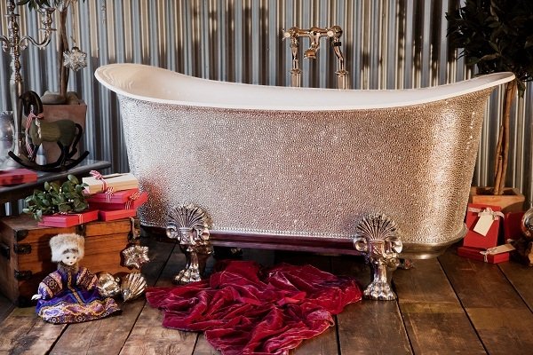 10 Luxury Bathtubs with an Astonishing View