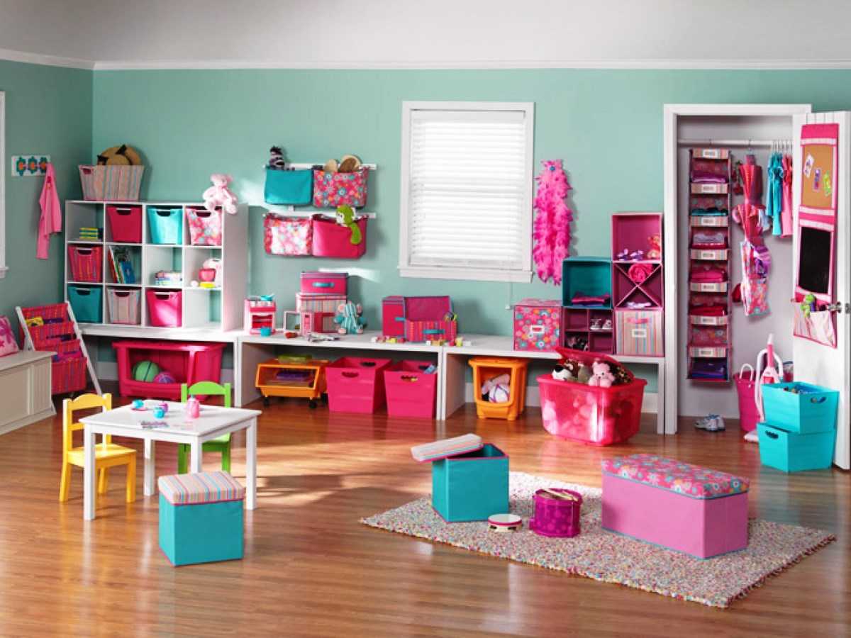 narrow-closet-cool-playroom-ideas-storage-ideas-cube-storage 
