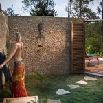 outdoor-shower-ideas-natural-stone-walls-garden-design-ideas