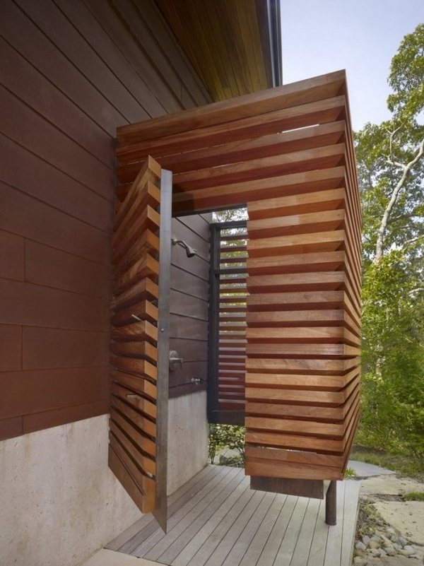 outdoor-shower-ideas-wood deck privacy walls-garden-design-ideas