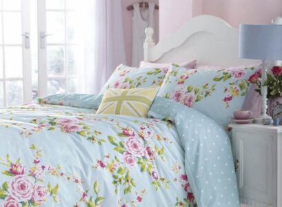 pastel-blue-shabby-chic-bedding-set-romantic-bedroom-decor-ideas